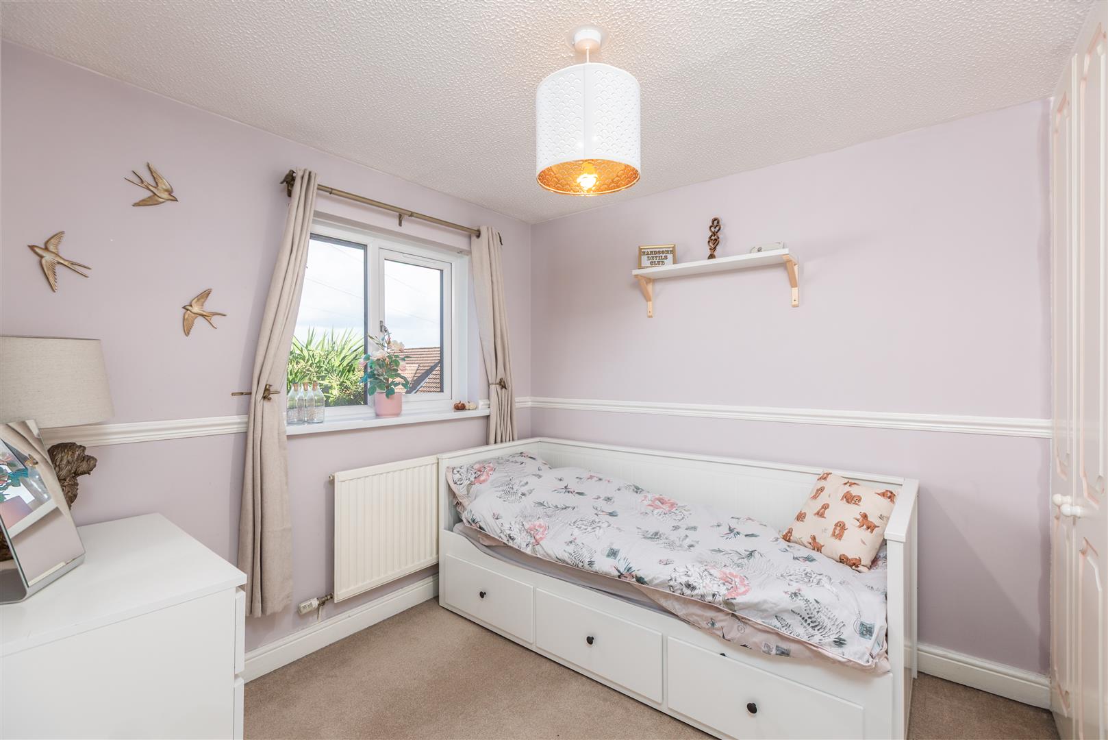 Clos Y Gelli, Llanelli, SA14 9BB